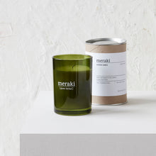 Load image into Gallery viewer, Green Herbal Scented Candle